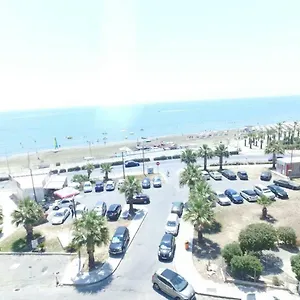 https://zorbas-sea-view-no-1-antoniella.larnacahotels.org