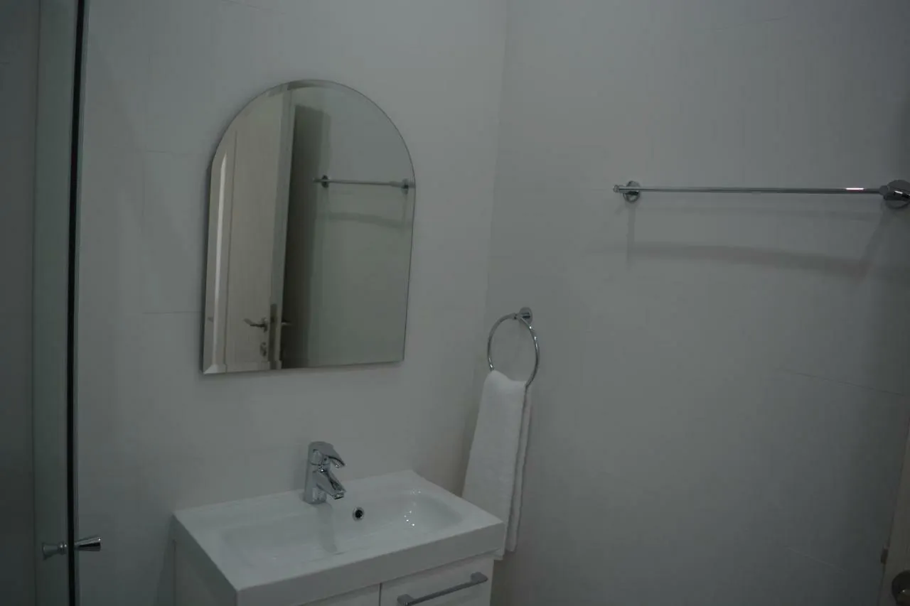 P.L Hermes Studios & Apartments Larnaca