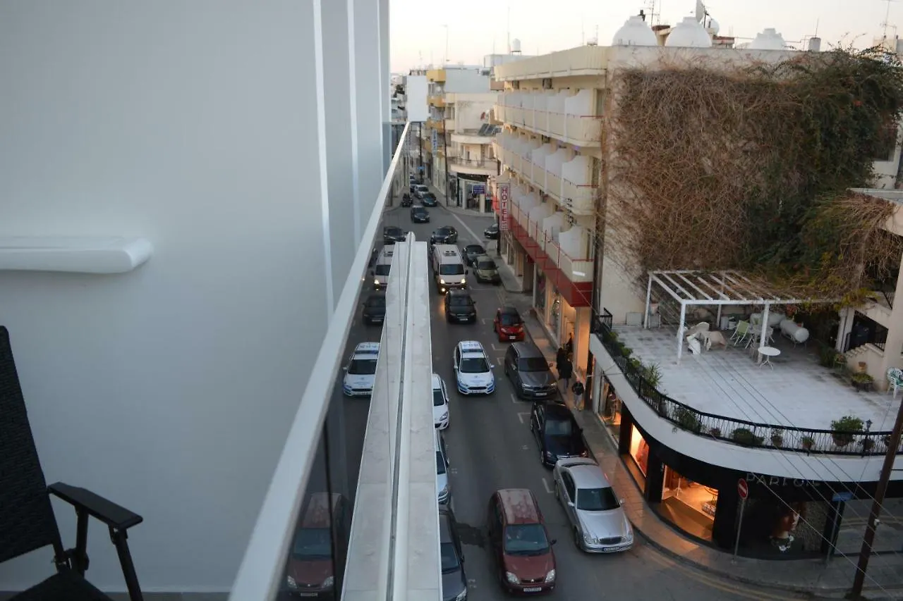 P.L Hermes Studios & Apartments Larnaca